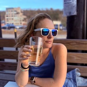 Meet your Posher, Isabelle